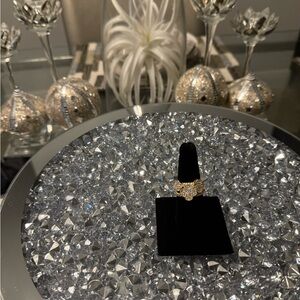 Gold Crystal Flower Cocktail Ring Size 8 Statement Rhinestone Fashion Jewelry